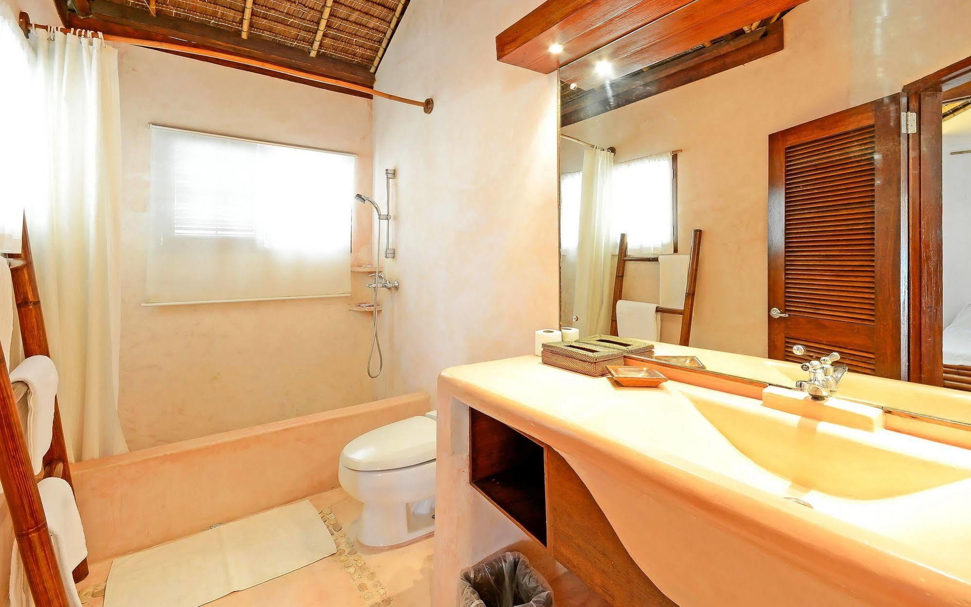 White Beach De Boracay Balabag  Bagian luar foto